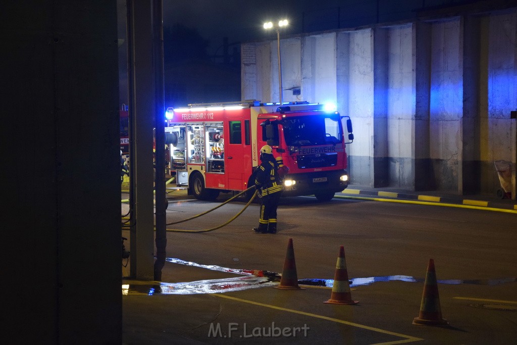 Feuer 2 AVG Koeln Rath Heumar Wikingerstr P020.JPG - Miklos Laubert